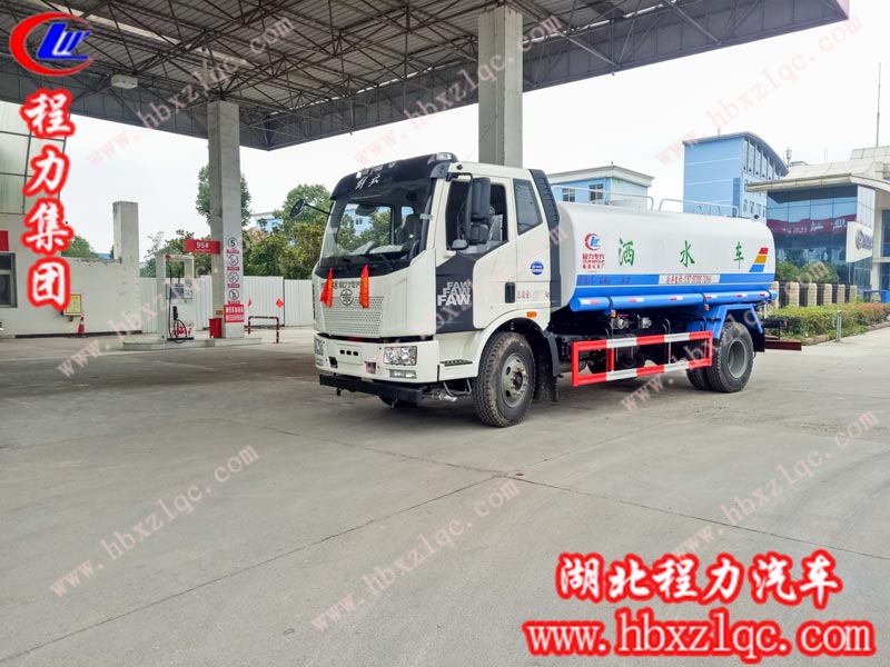 2019/06/27/，胡總在程力集團自提一輛14方解放J6灑水車，單號：25199/70129