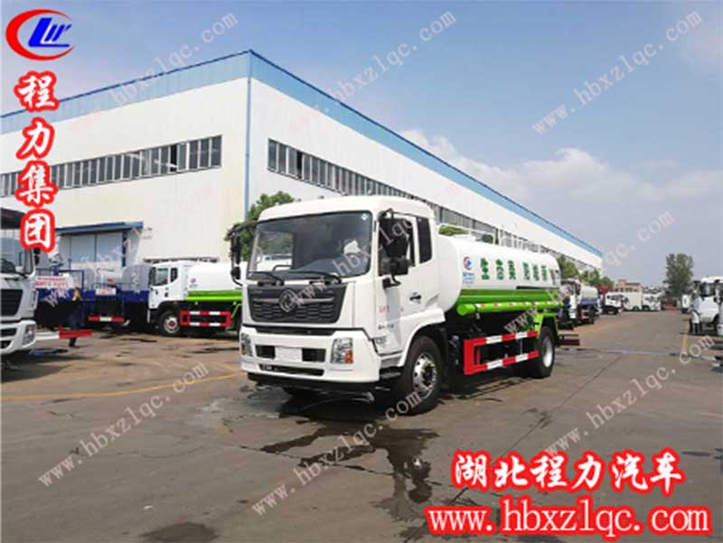 正值寒冬，程力集團(tuán)教您如何做好灑水車冬季防護(hù)
